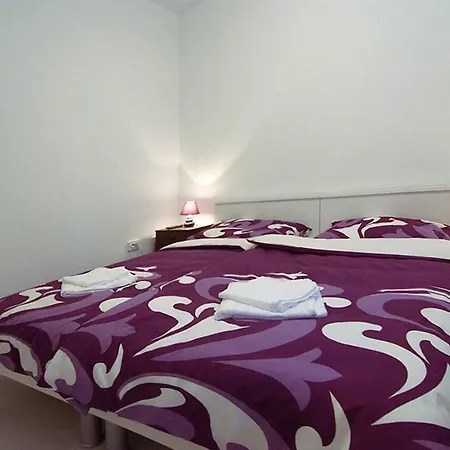Bader Apartment